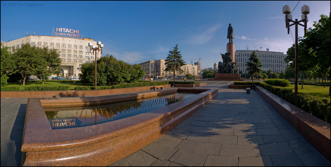 - Москва. Калужская площадь. -