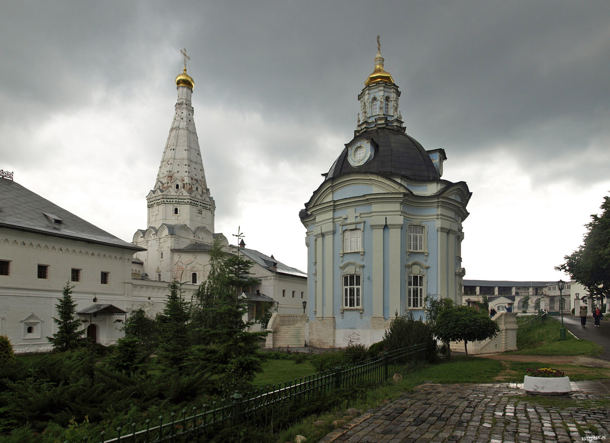 Свято-Троицкая Сергиева Лавра. (продолжение)