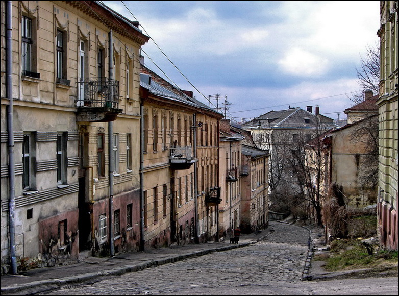 Дорога, уводящая вниз