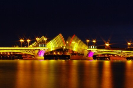 Мост лейтенанта Шмидта. (Благовещенский)