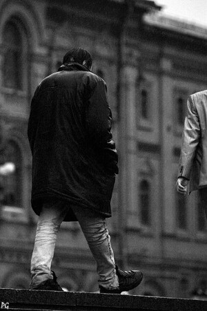 в дождь.
