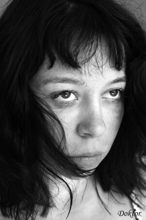 испепеляющая взглядом