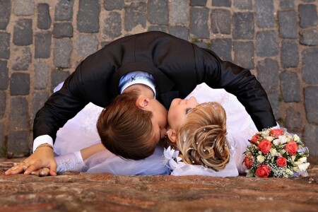 ... поцелуй ...