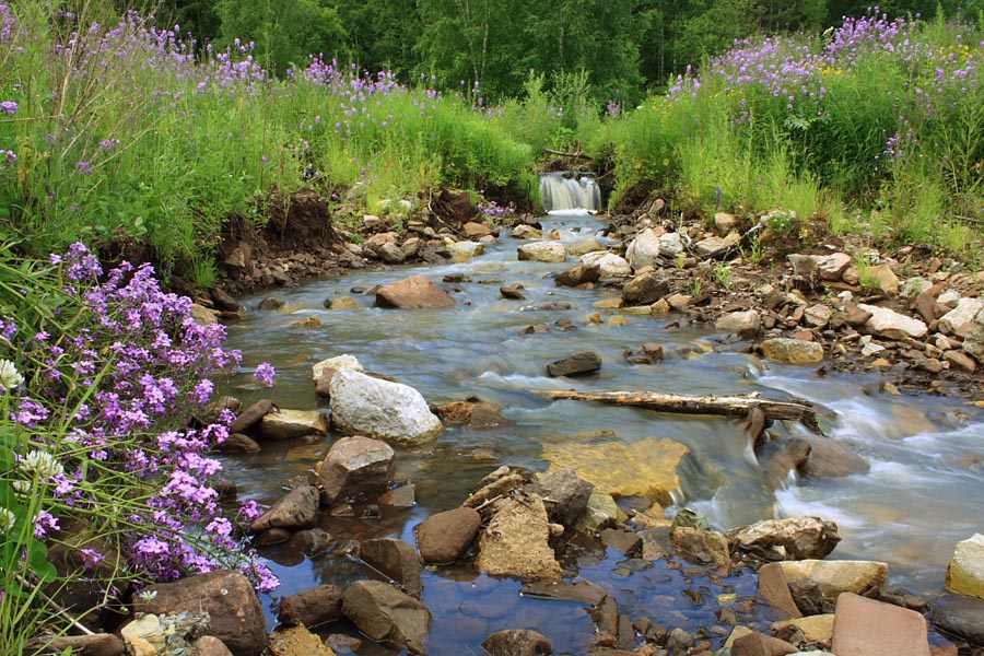 Совсем маленький водопадик