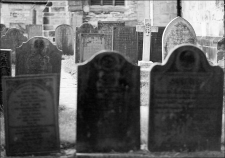 люди гибнут за металл