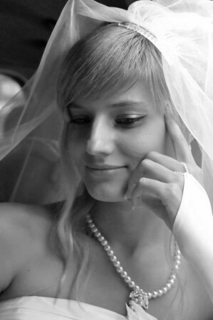 Задумалась