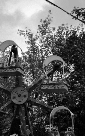 Заброшенная карусель