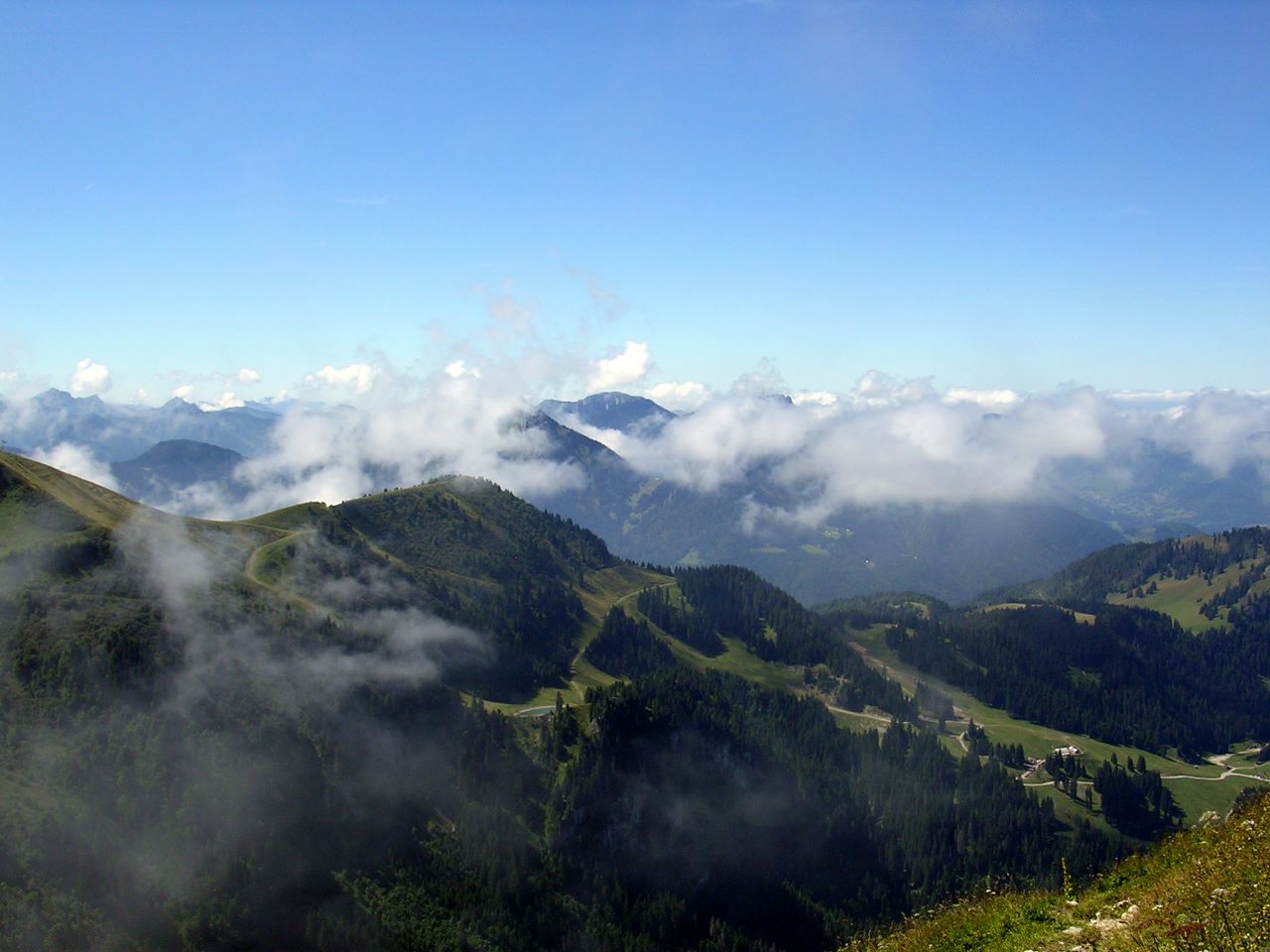 Там, за облаками ...