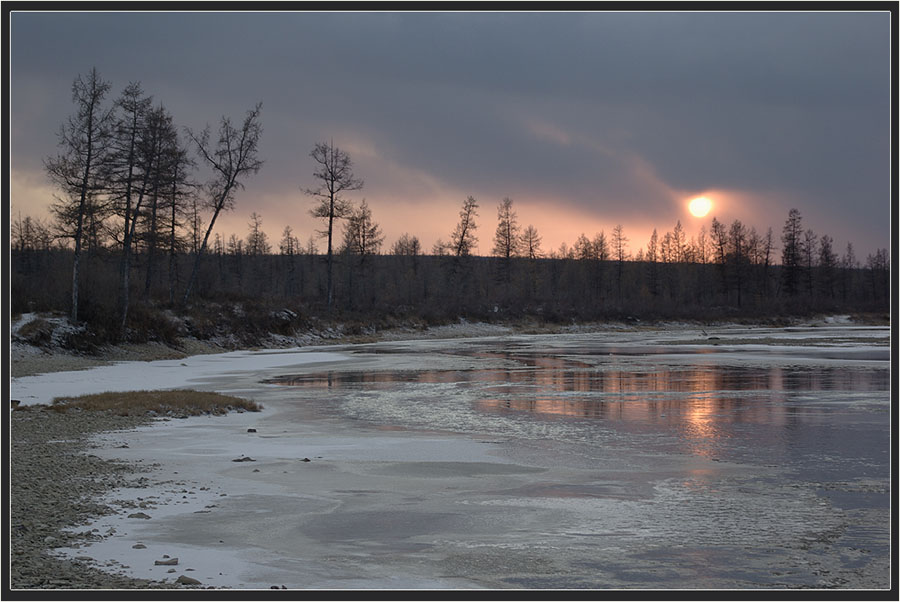 Замерзающая река