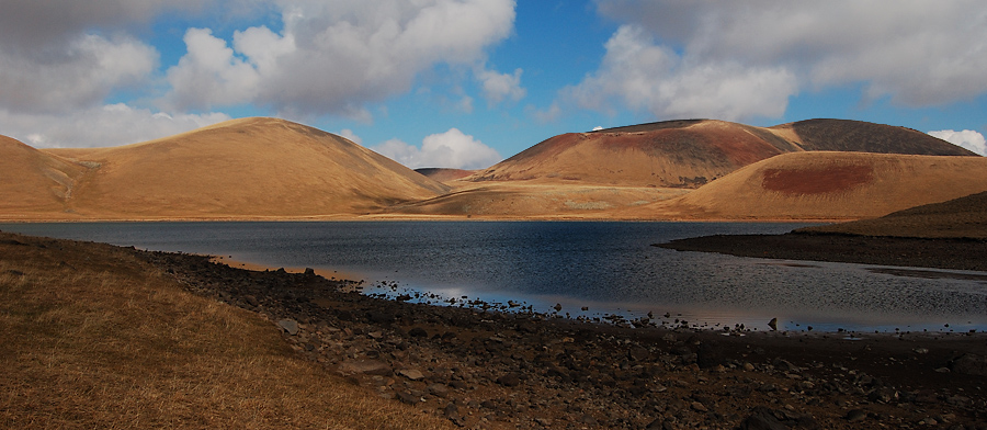 Lake Akna