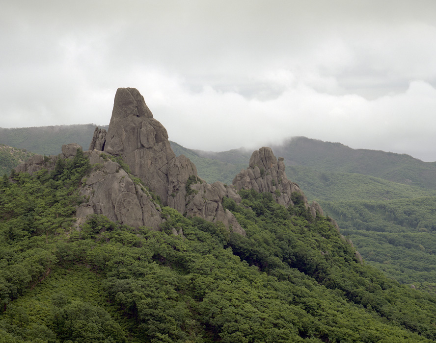 Каменный замок