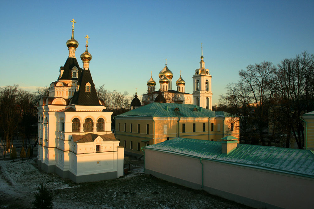 В вечернем свете. г. Дмитров.