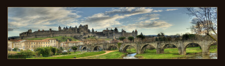 Замок Каркассон вечером