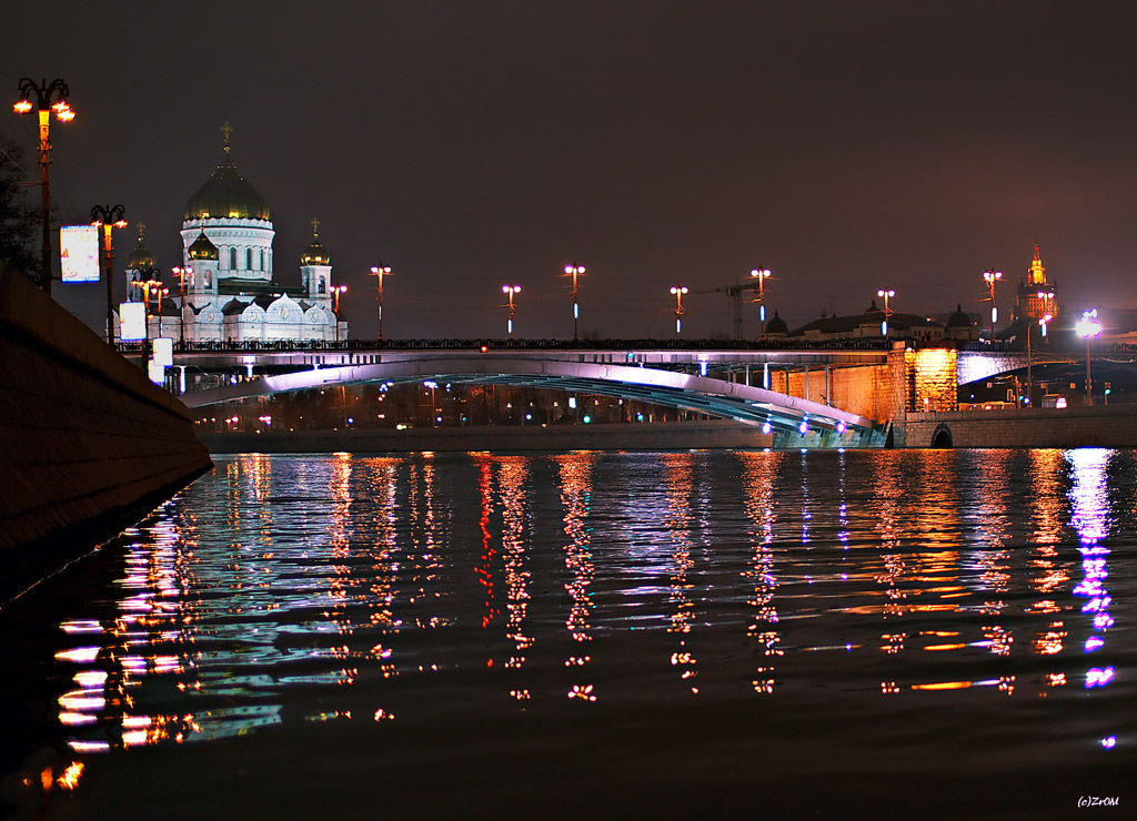 Отражение московских огней