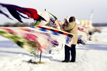 продавщица шалей и ветер