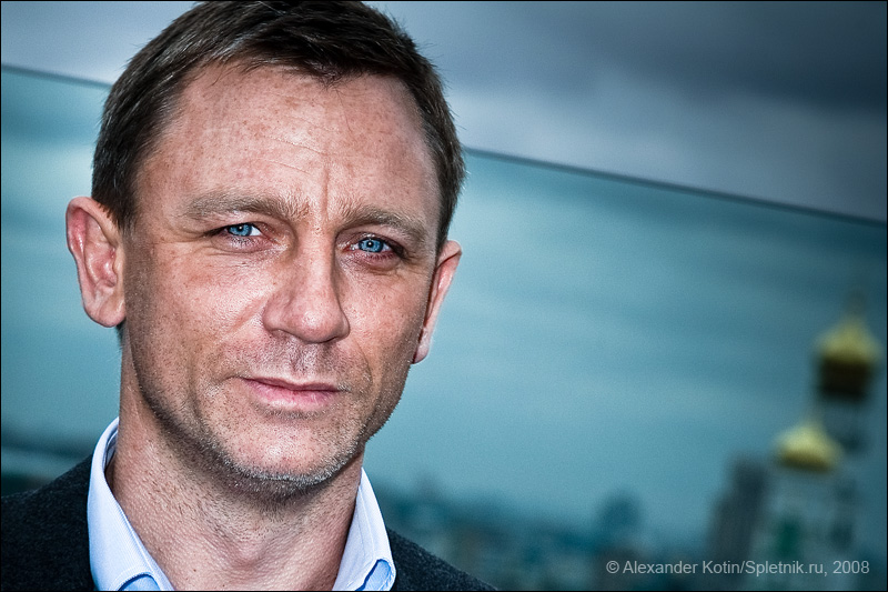 Daniel Craig