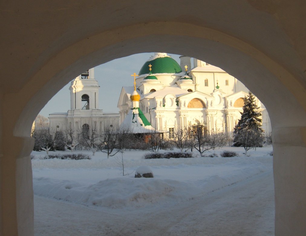 В КРЕЩЕНСКИЙ СОЧЕЛЬНИК