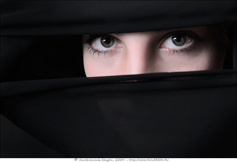 Black shawl