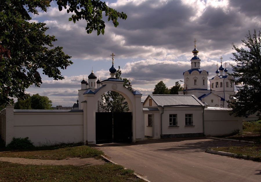 Орел. Мужской монастырь.