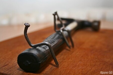 одинокий гвоздь