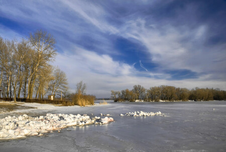 Весна идет, весне дорогу!