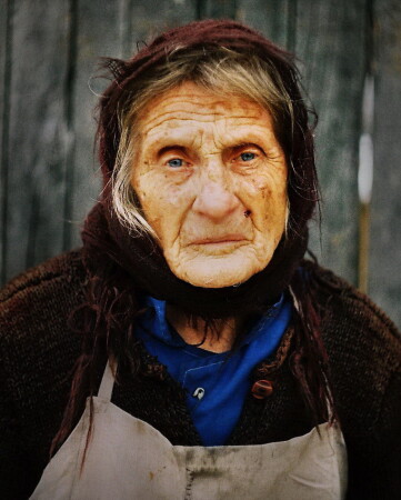 The poverty&#039;s eyes