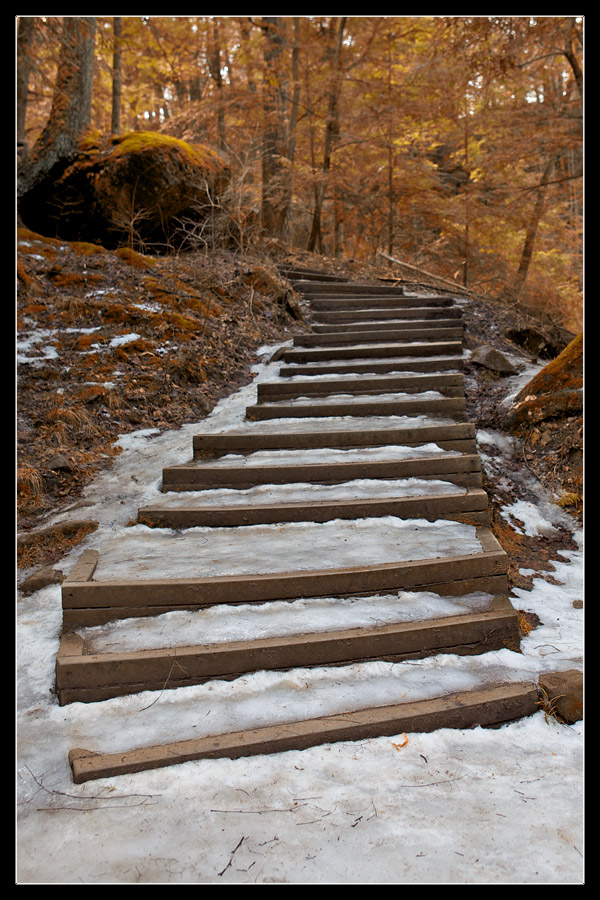 Golden Path Up