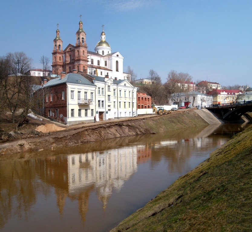 Встречая апрель