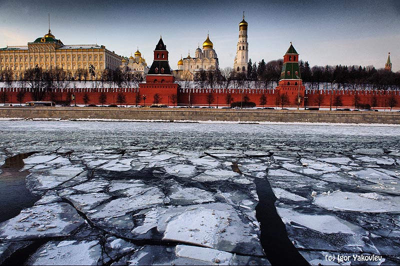 Лед на Москва-реке