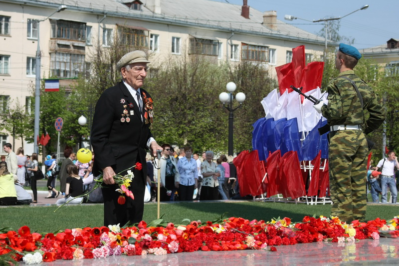 И где же вы друзья-однополчане?