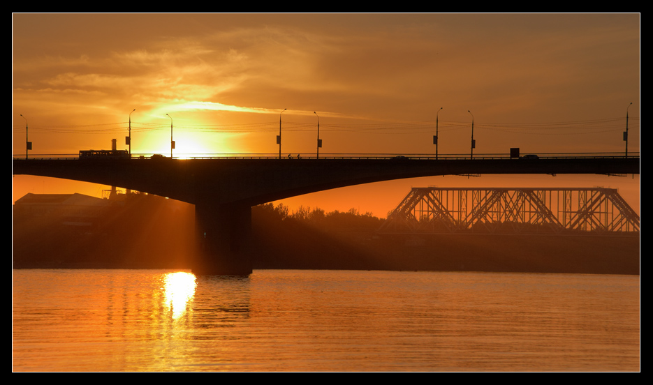 Октябрьский мост.