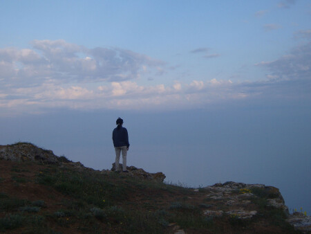 Над морями и туманами...