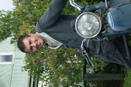 Человек и мотоцикл