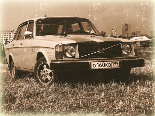 моя красавица volvo 244 76 года рождения