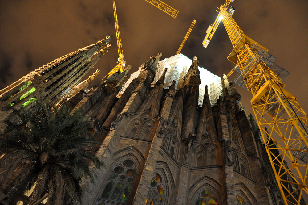 Ночные кошмары Гауди (История двух жизней. Sagrada Familia)