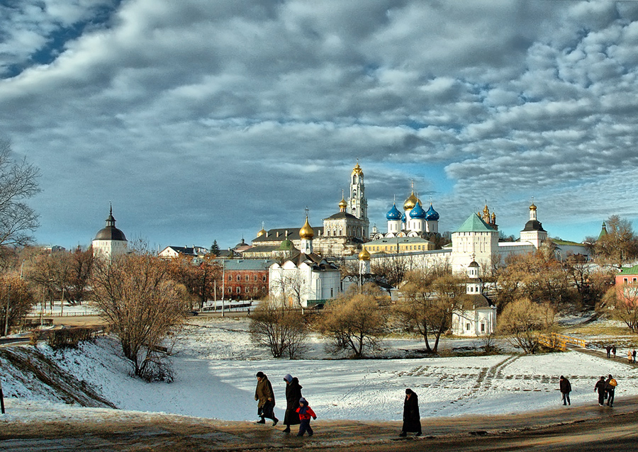 Троице-Сергиева лавра. Весна.