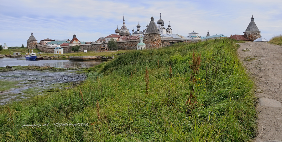 ПО ДОРОГЕ К МОНАСТЫРЮ