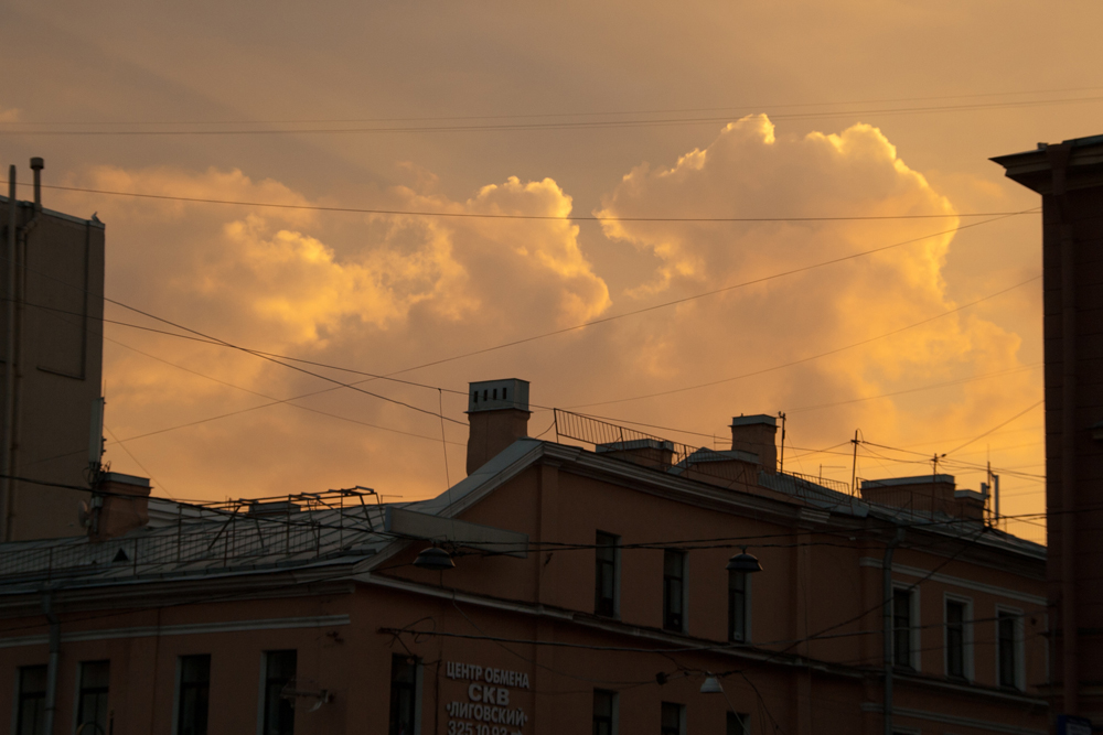 Вечер в городе