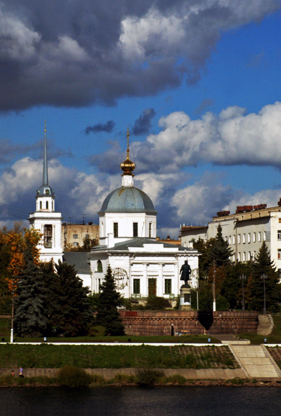 Набережная Афанасия Никитина в Твери