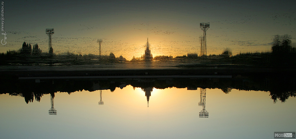 Отражение / Reflection (Вид из Дворца пионеров на МГУ)