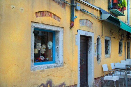 &amp;quot;Лица стерты, краски тусклы&amp;quot;