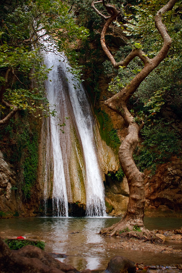 Neda falls