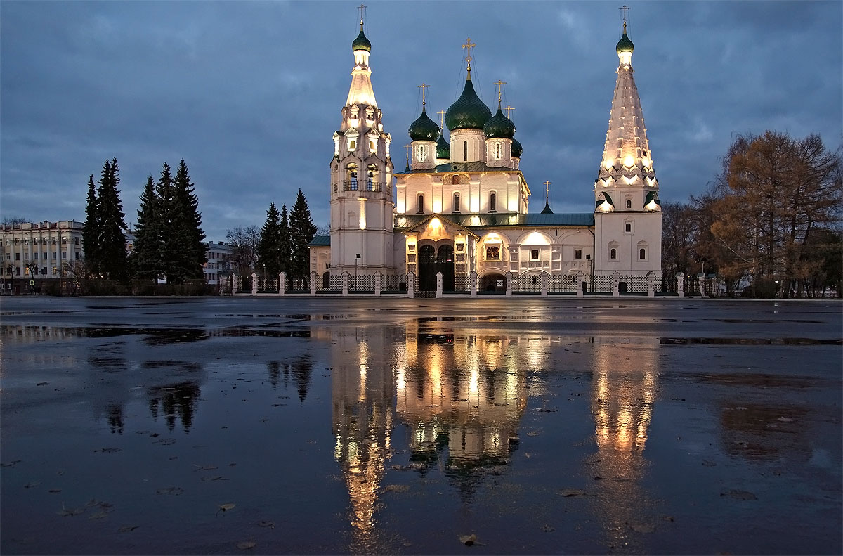 Осенний вечер в Ярославле.