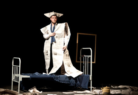 Алексей Белоус в спектакле &amp;quot;Записки сумасшедшего&amp;quot; 