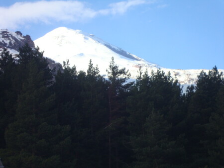 Величавый Эльбрус