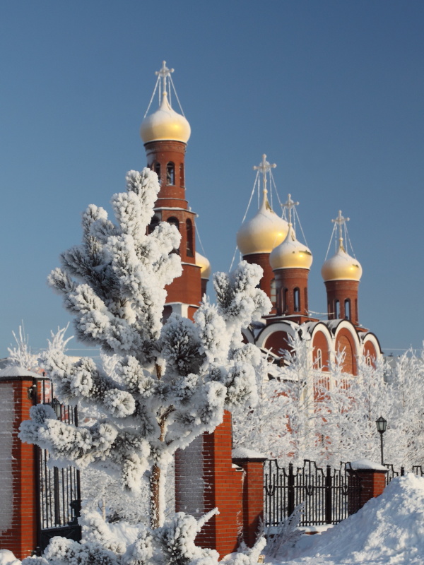 Церковь Нижневартовска зимой