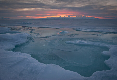 зимними красками...