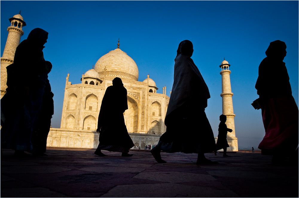 Many Faces of Taj Mahal