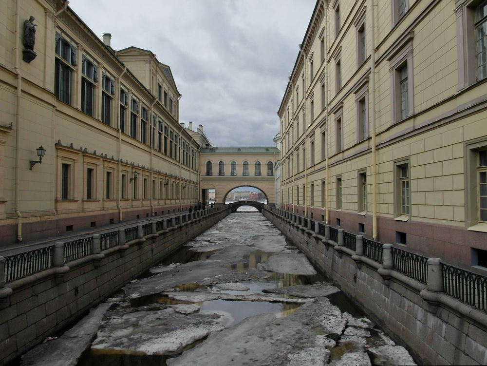 Апрель.Петербург