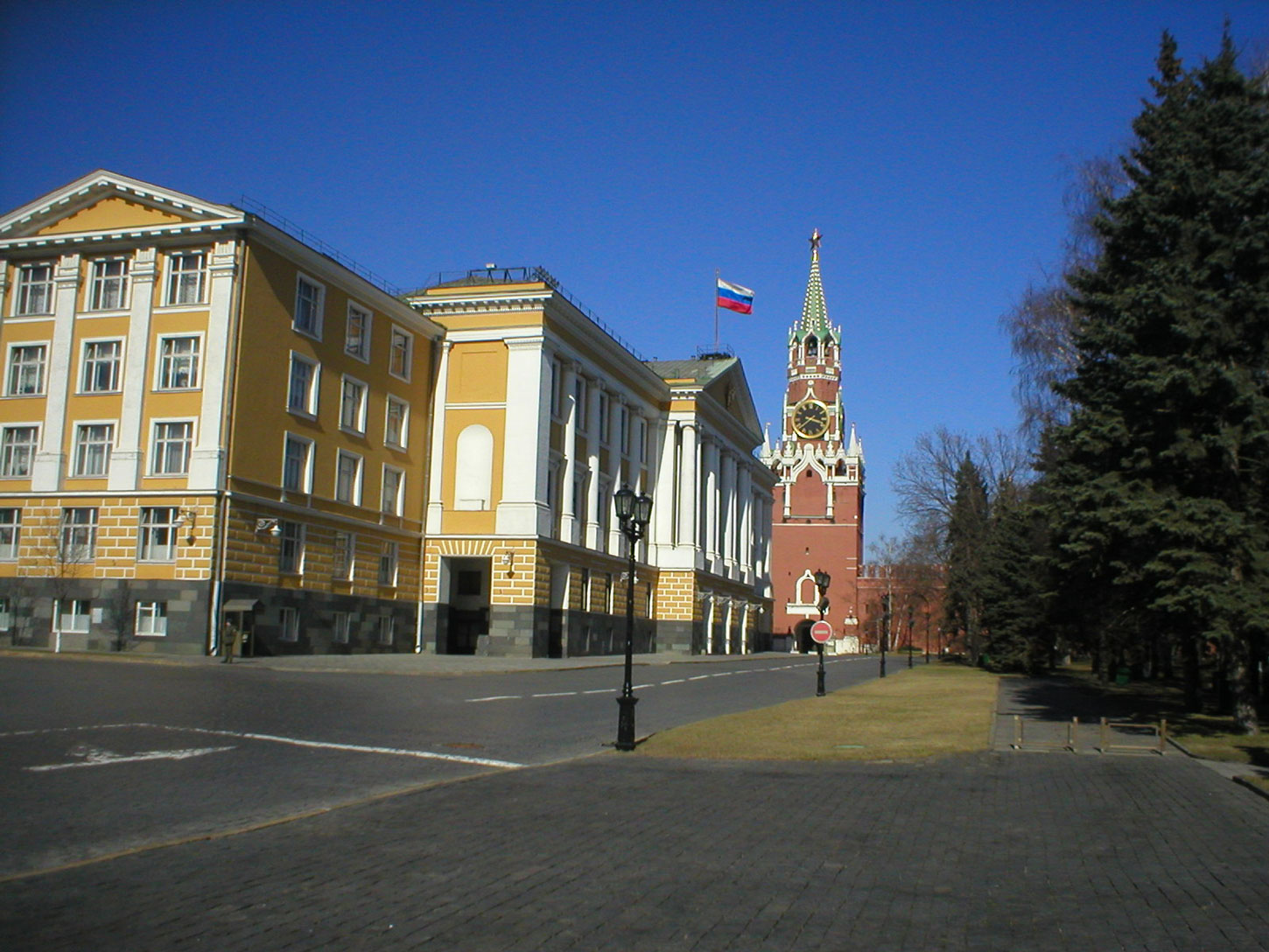 Спасская башня Кремля с обратной стороны